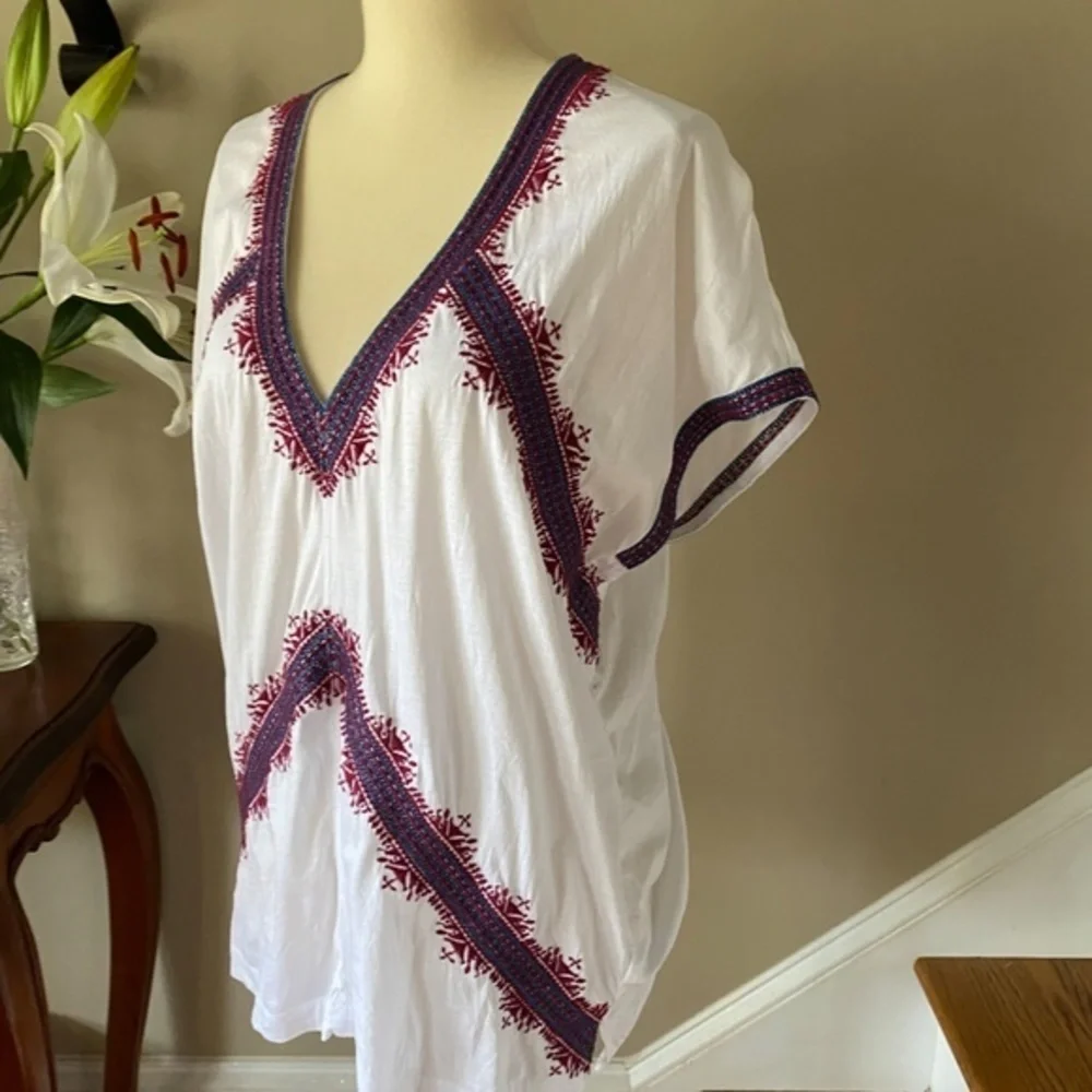 J Crew Embroidered Tunic Tee White M